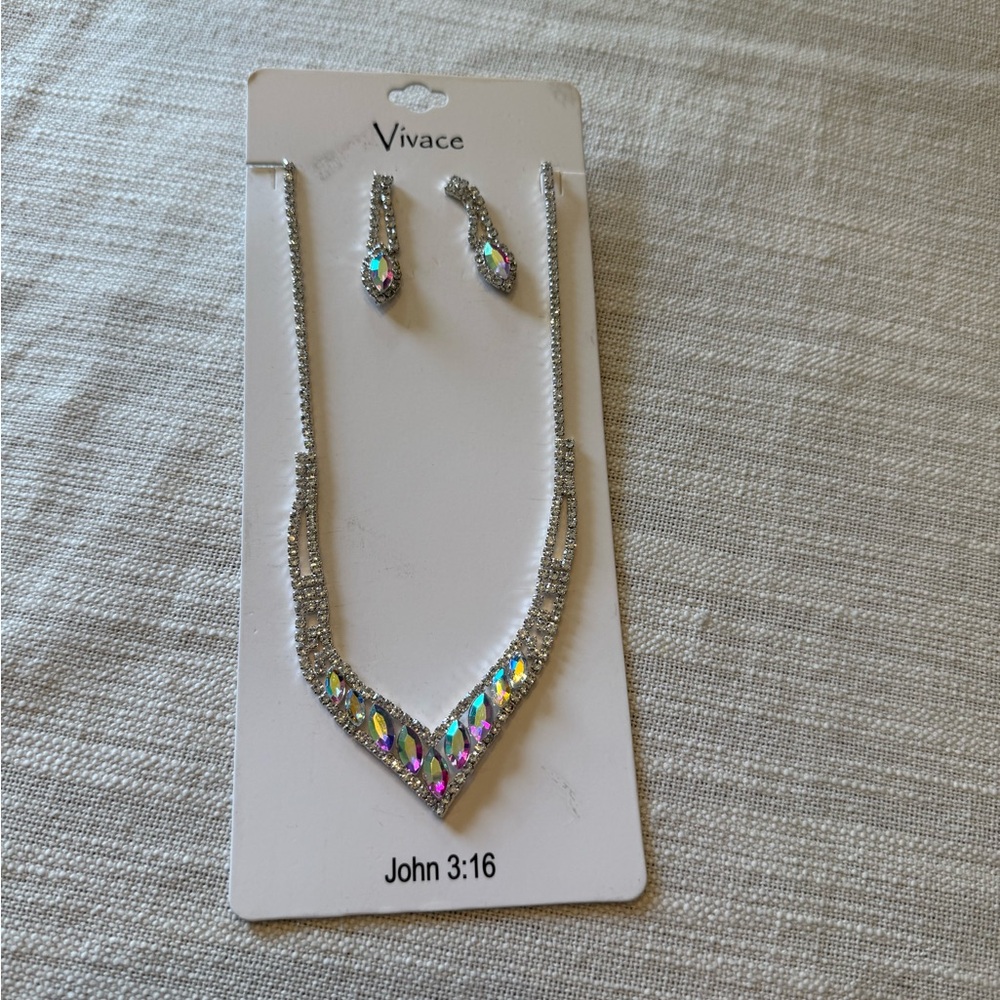 Silver Chevron Necklace with Geometric Design